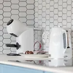 Pastel Blue Grunwald With Garden & Parking By Renters